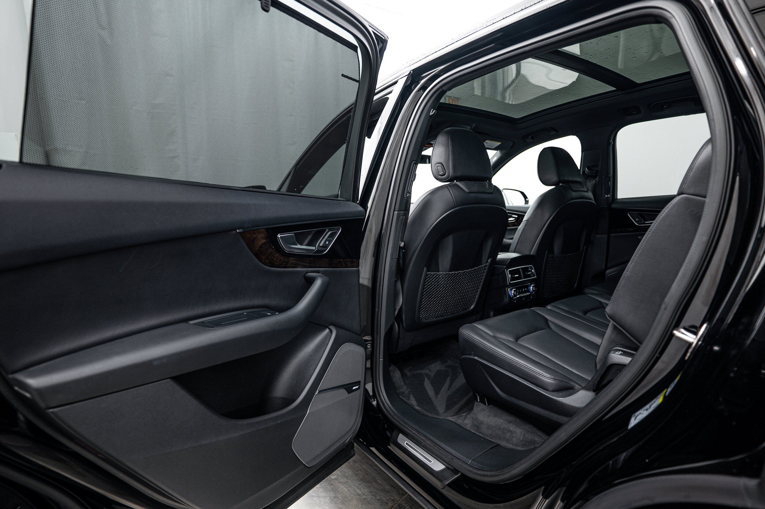 Used 2019 Audi Q7 3.0T Prestige AWD/4WD image 17