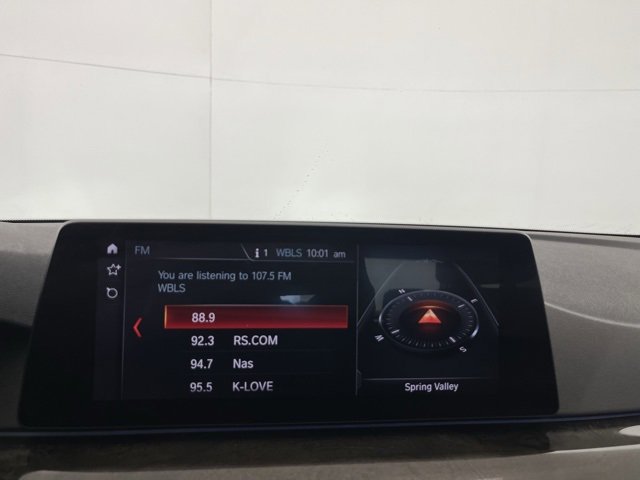 Used 2019 BMW 530i xDrive w/ Premium Package image 15