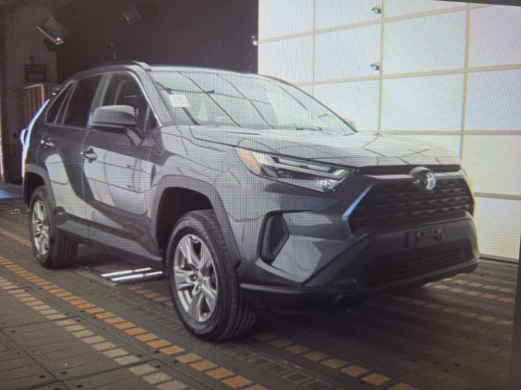 Used 2024 Toyota RAV4 LE AWD/4WD image 2