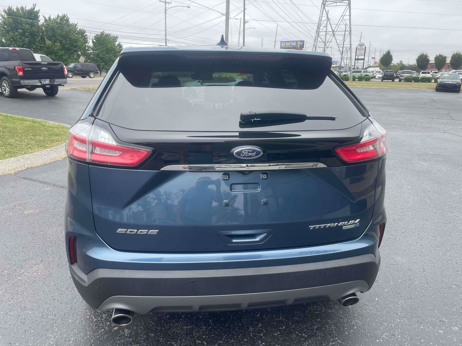 Used 2019 Ford Edge Titanium AWD/4WD image 6