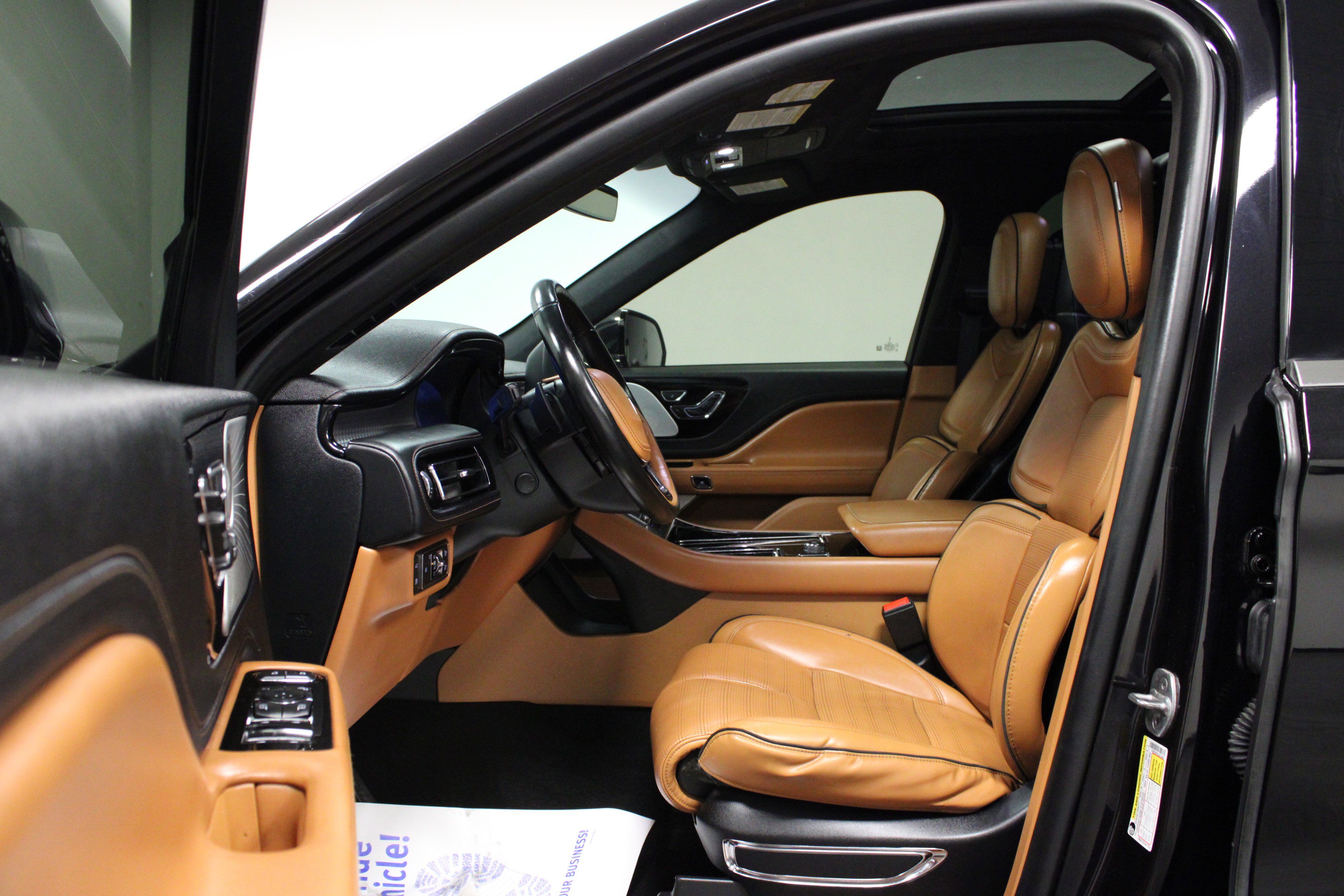 Used 2020 Lincoln Aviator Black Label Grand Touring w/ Class IV Trailer Tow Package image 12