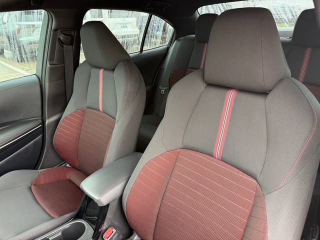 Used 2025 Toyota Corolla SE FWD image 11