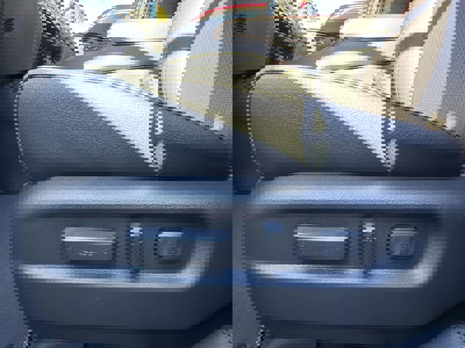 Used 2026 Honda Ridgeline Black Edition image 12