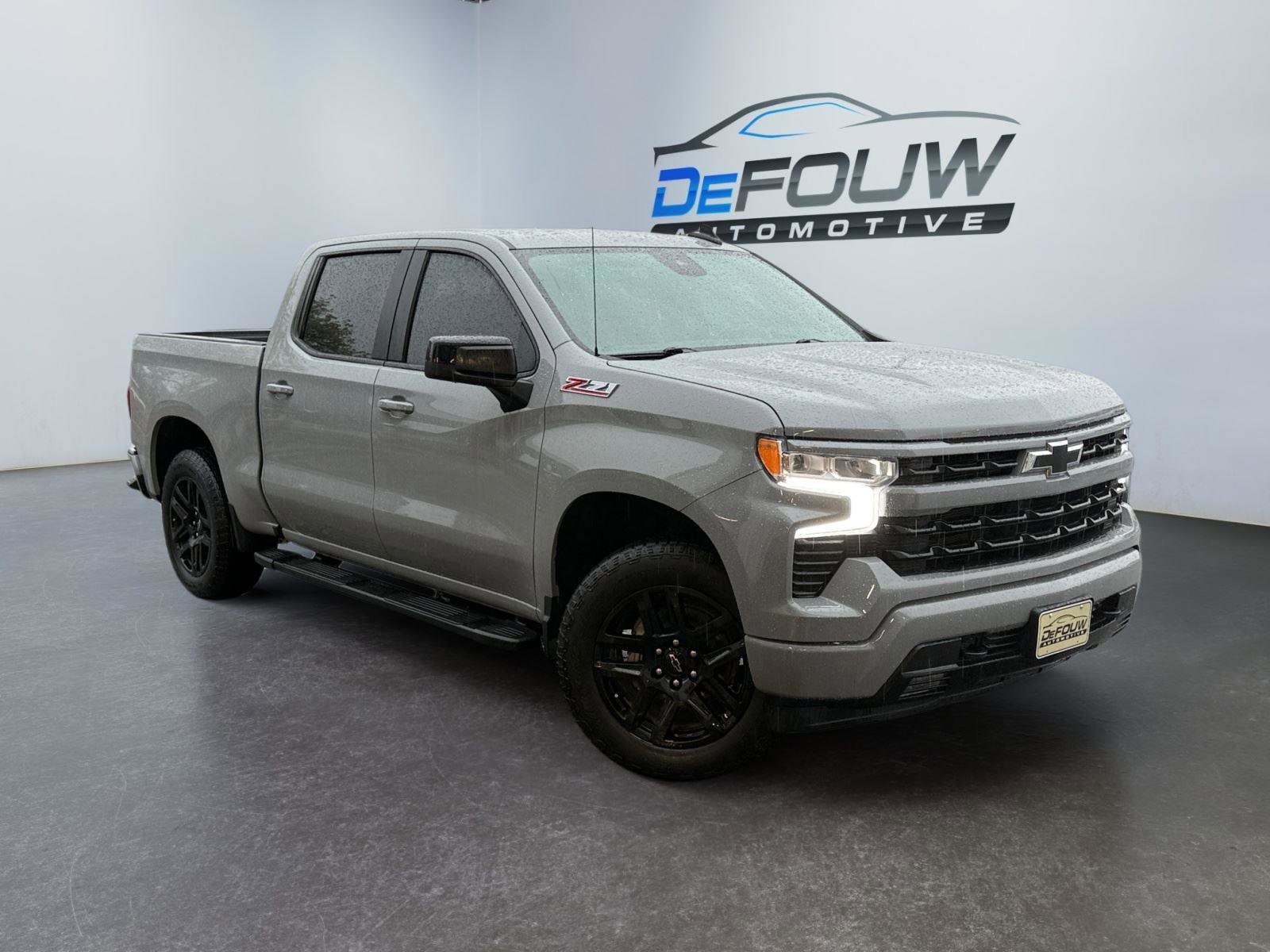 Used 2024 Chevrolet Silverado 1500 RST w/ Convenience Package II AWD/4WD image 1