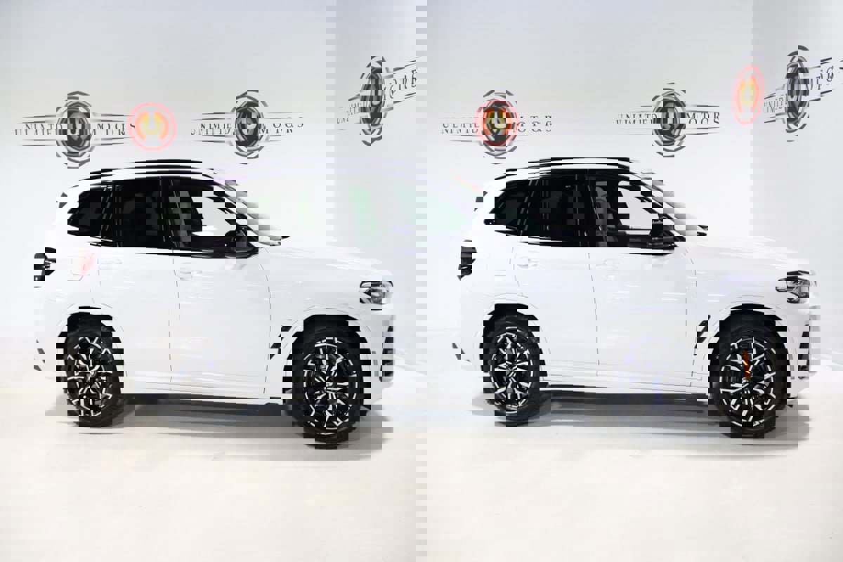 Used 2023 BMW X3 M40i w/ Premium Package image 33
