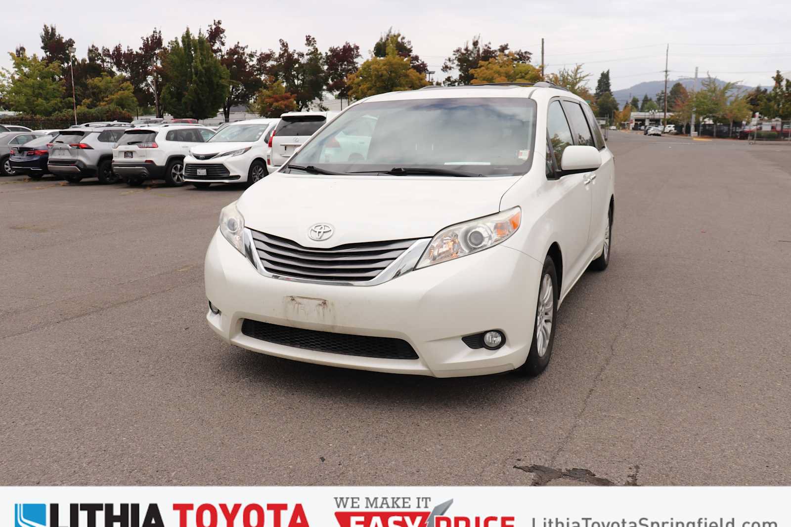 Used 2015 Toyota Sienna XLE w/ XLE Navigation Package
