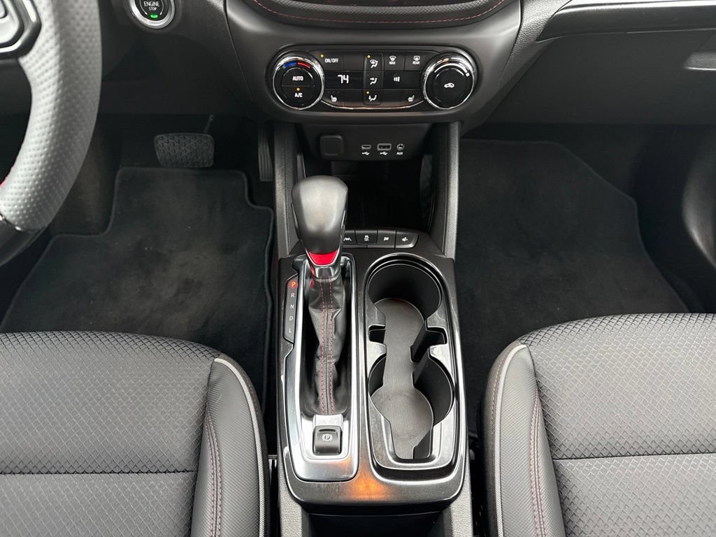 Used 2023 Chevrolet TrailBlazer RS w/ Convenience Package FWD image 17