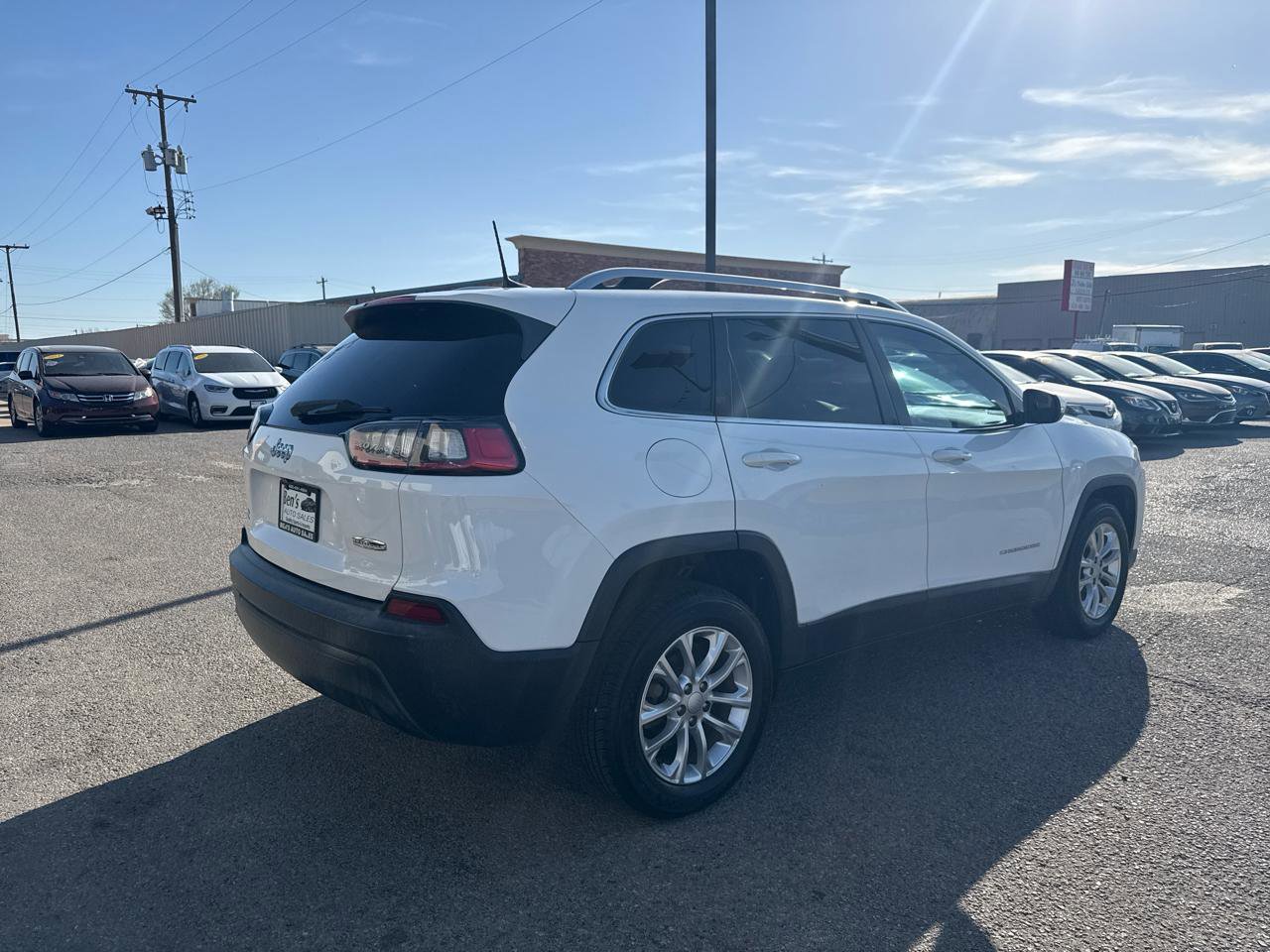 Used 2019 Jeep Cherokee Latitude w/ Popular Appearance Group FWD image 6