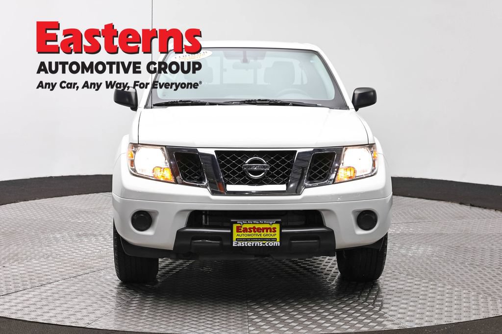 Used 2021 Nissan Frontier SV AWD/4WD image 2