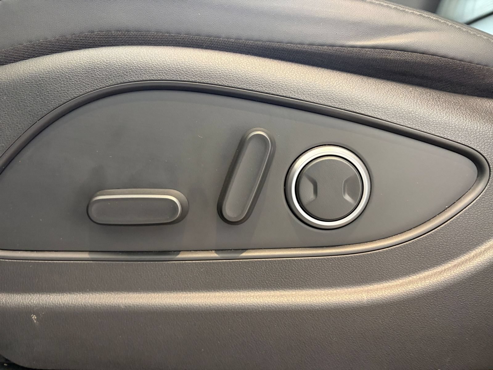 Used 2026 Hyundai Palisade SEL FWD image 22