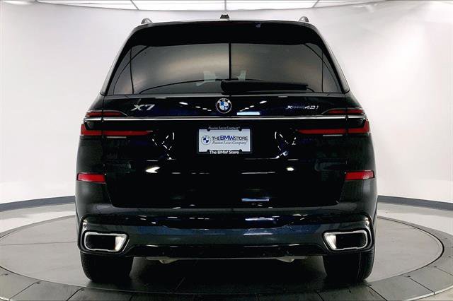 Certified 2024 BMW X7 xDrive40i w/ M Sport Package image 3