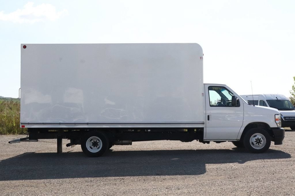 Used 2024 Ford E-350 and Econoline 350 Super Duty w/ Power Windows & Locks Group RWD image 10