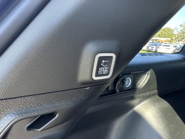 New 2025 Jeep Grand Cherokee Laredo X w/ Luxury Tech Group I image 14