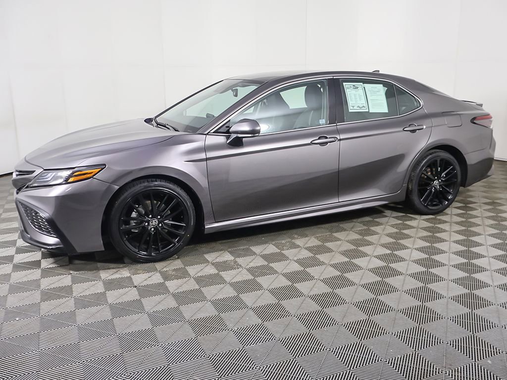 Used 2023 Toyota Camry XSE FWD image 15