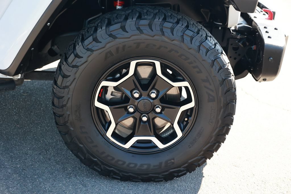 Used 2021 Jeep Gladiator Rubicon AWD/4WD image 10