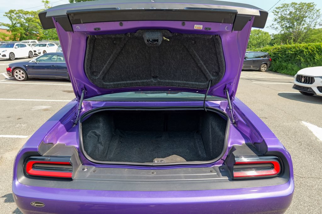 Used 2018 Dodge Challenger SXT w/ Blacktop Package RWD image 46
