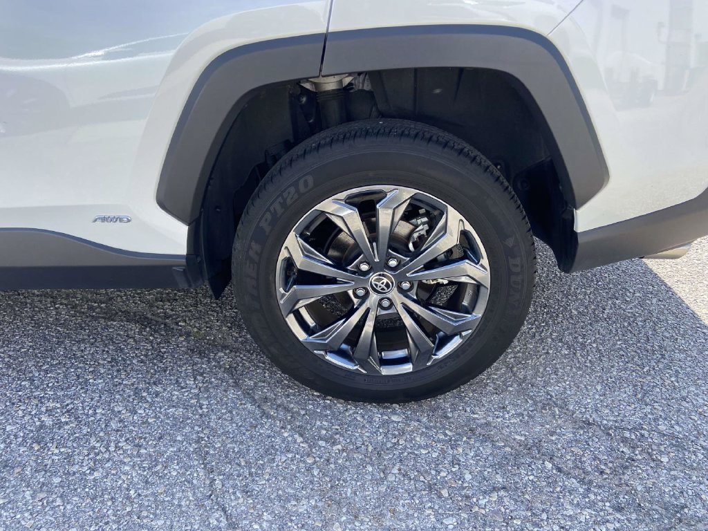 Used 2023 Toyota RAV4 Limited AWD/4WD image 11