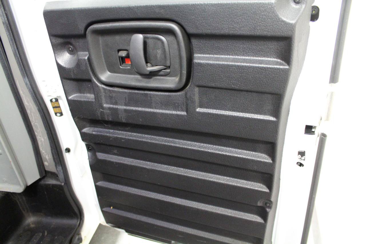 Used 2021 GMC Savana 2500 w/ Enhanced Convenience Package RWD image 24