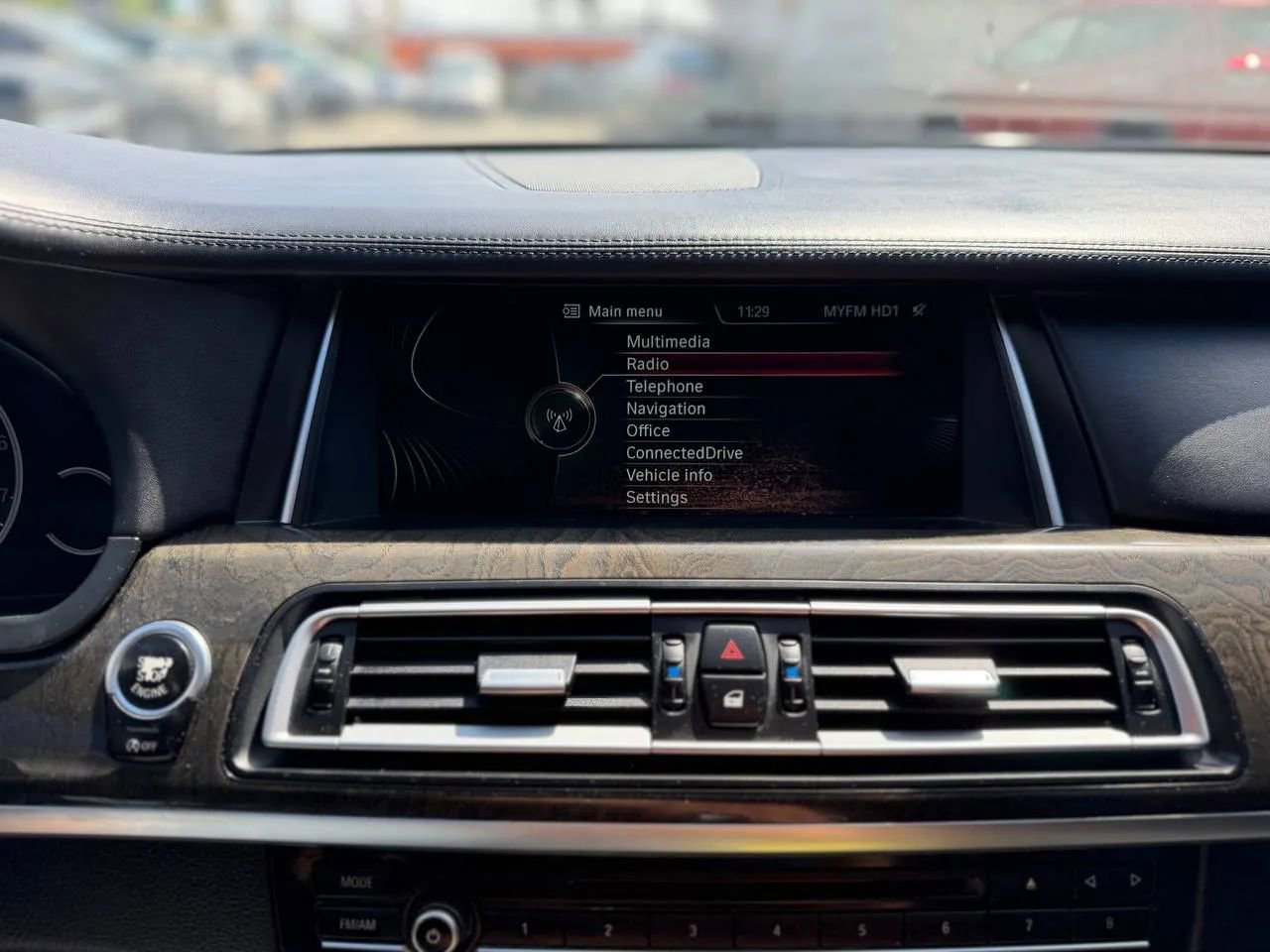 Used 2014 BMW 740i image 46