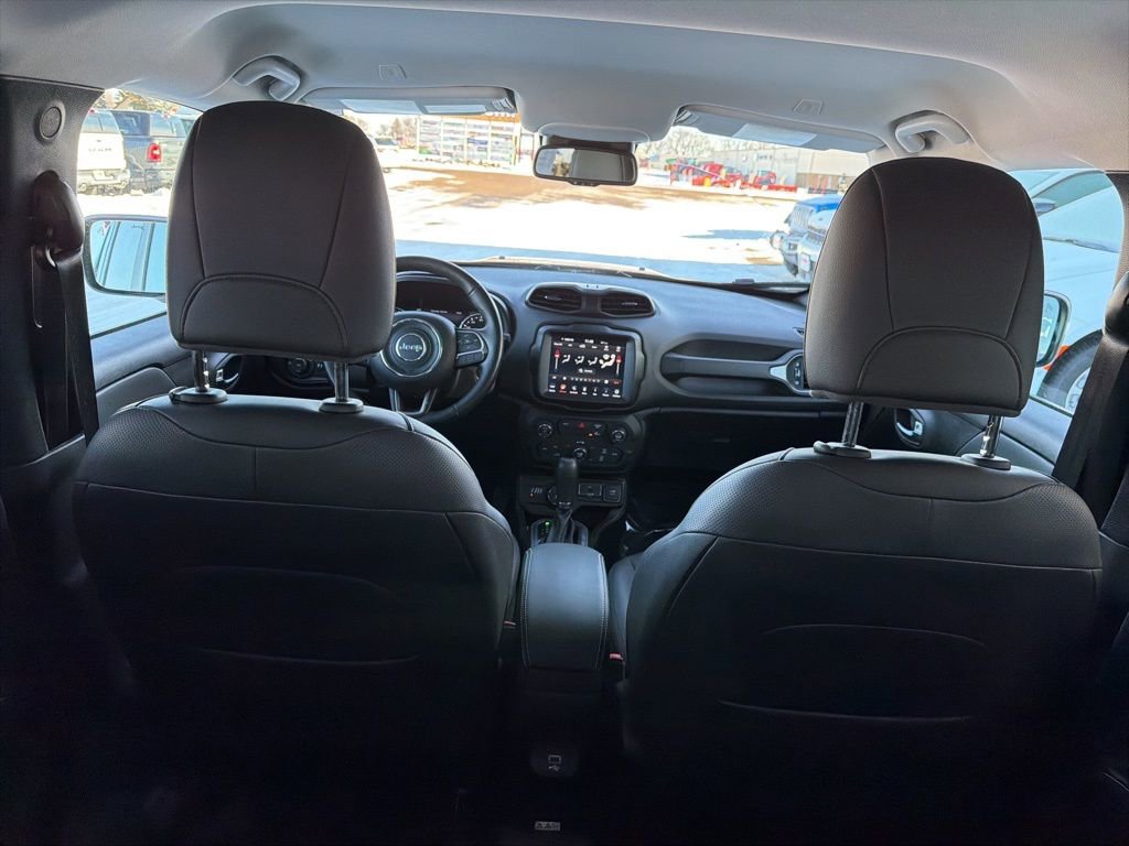 Used 2021 Jeep Renegade Limited image 12
