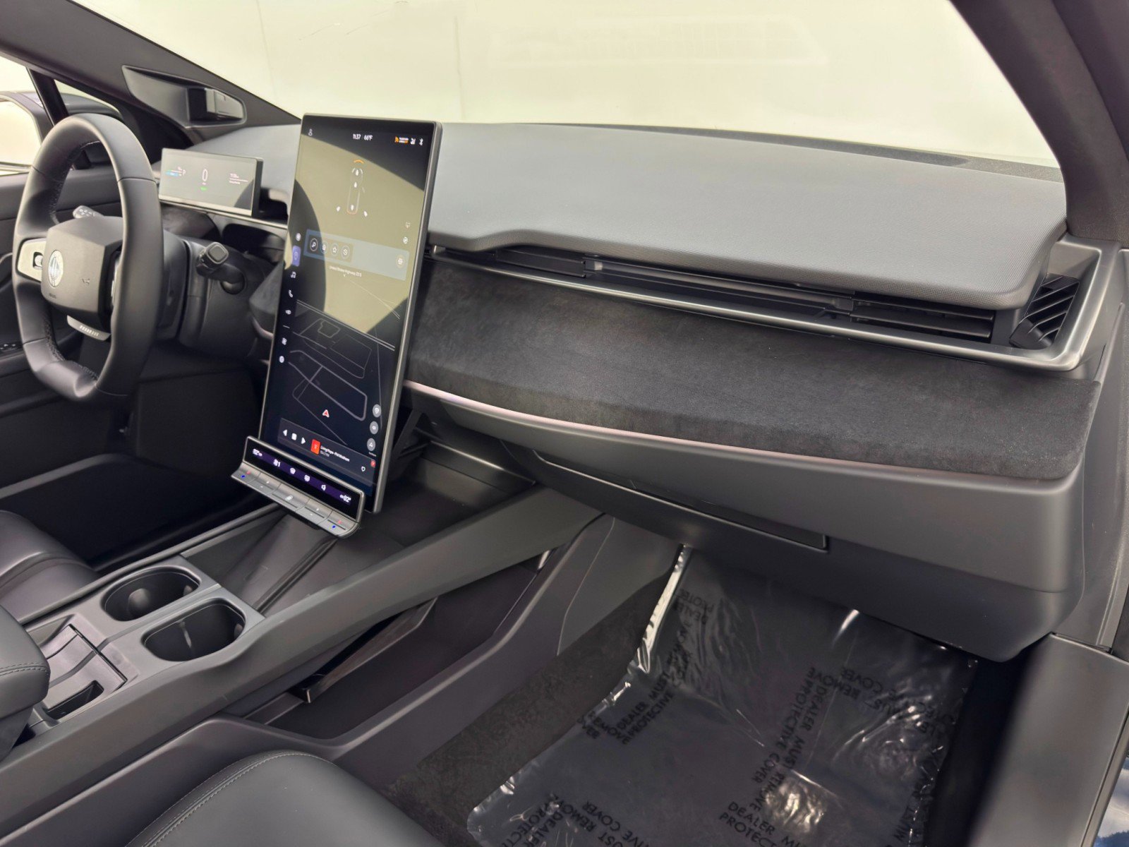 Used 2023 Fisker Ocean One image 13