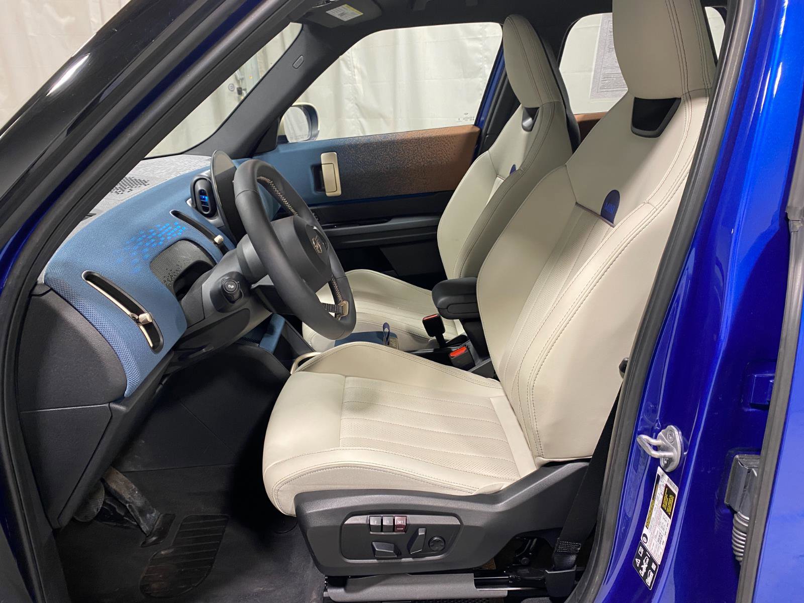 Certified 2025 MINI Cooper Countryman S image 13