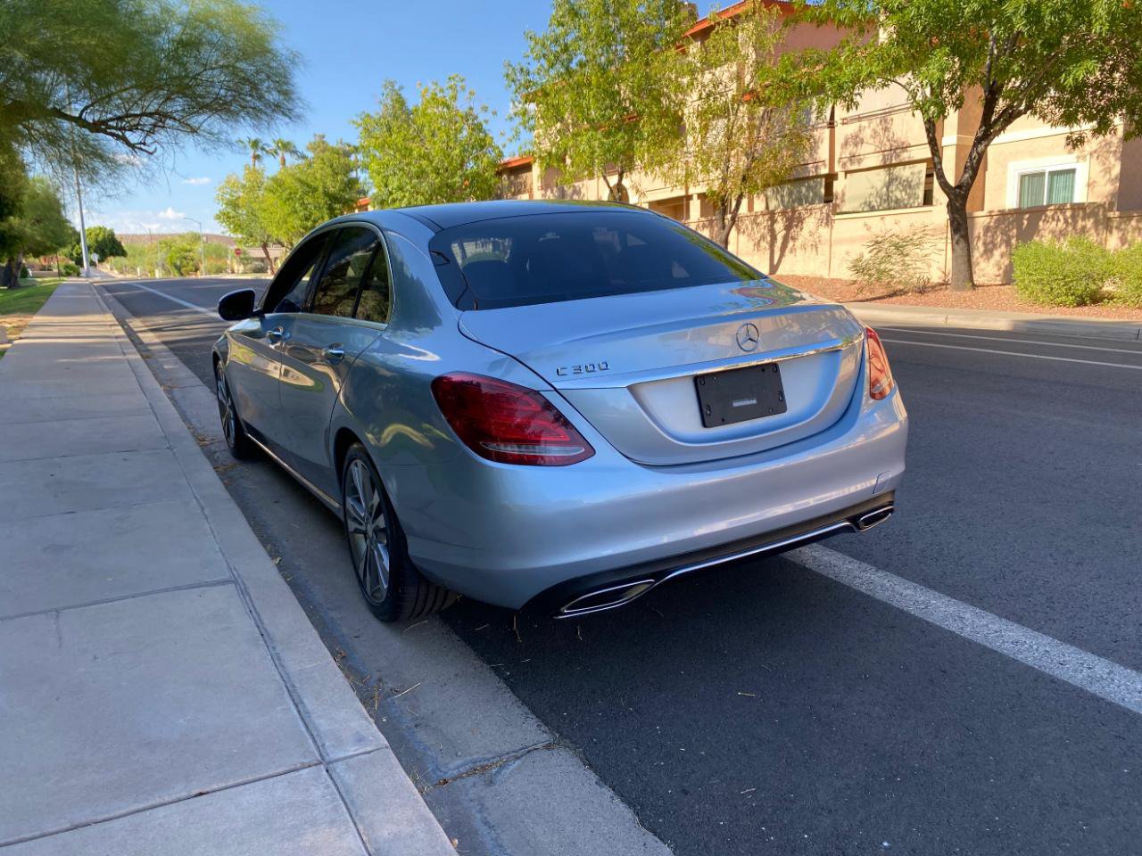 Used 2015 Mercedes-Benz C 300 Sedan image 15