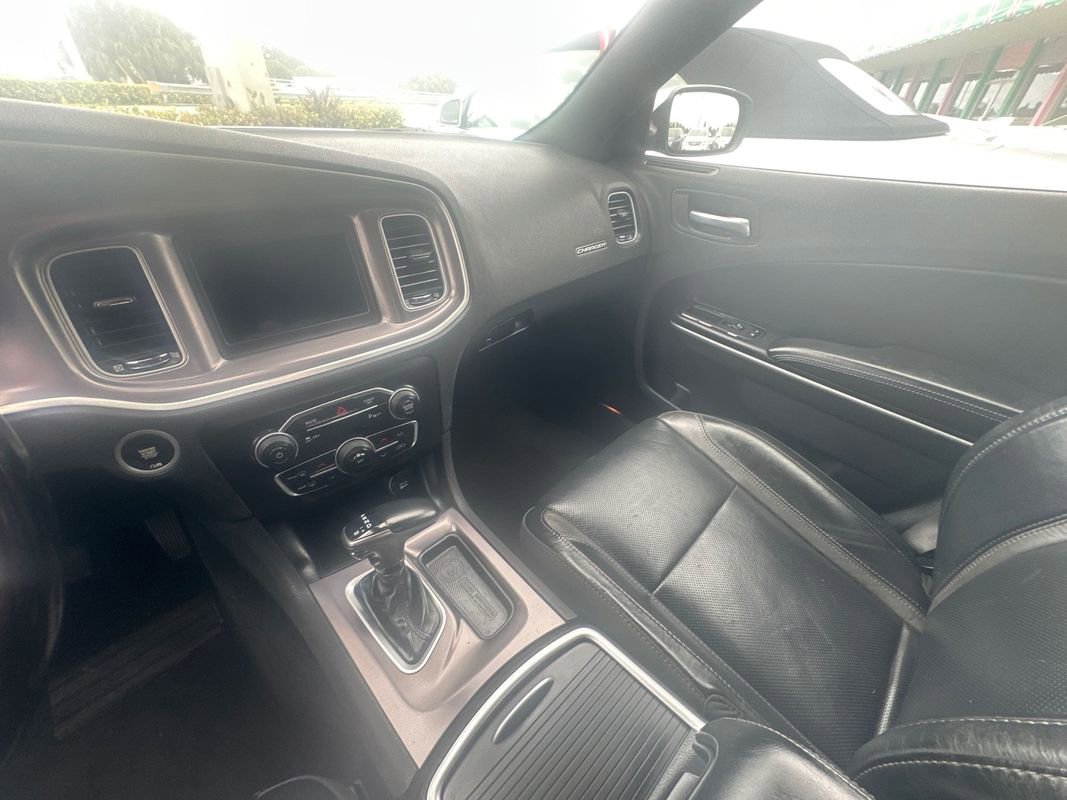 Used 2021 Dodge Charger SXT w/ Leather Interior Group image 12
