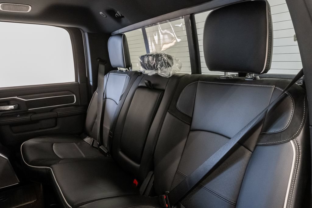 New 2027 RAM 2500 Laramie w/ Night Edition AWD/4WD image 24