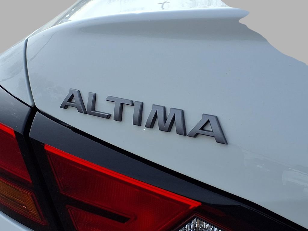Used 2025 Nissan Altima 2.5 SV image 19