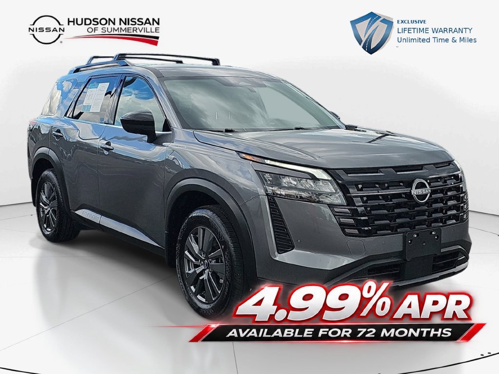 Used 2026 Nissan Pathfinder SV FWD image 3