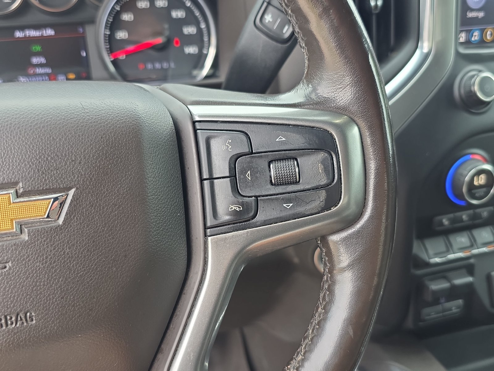 Used 2019 Chevrolet Silverado 1500 LTZ w/ LTZ Texas Edition AWD/4WD image 15