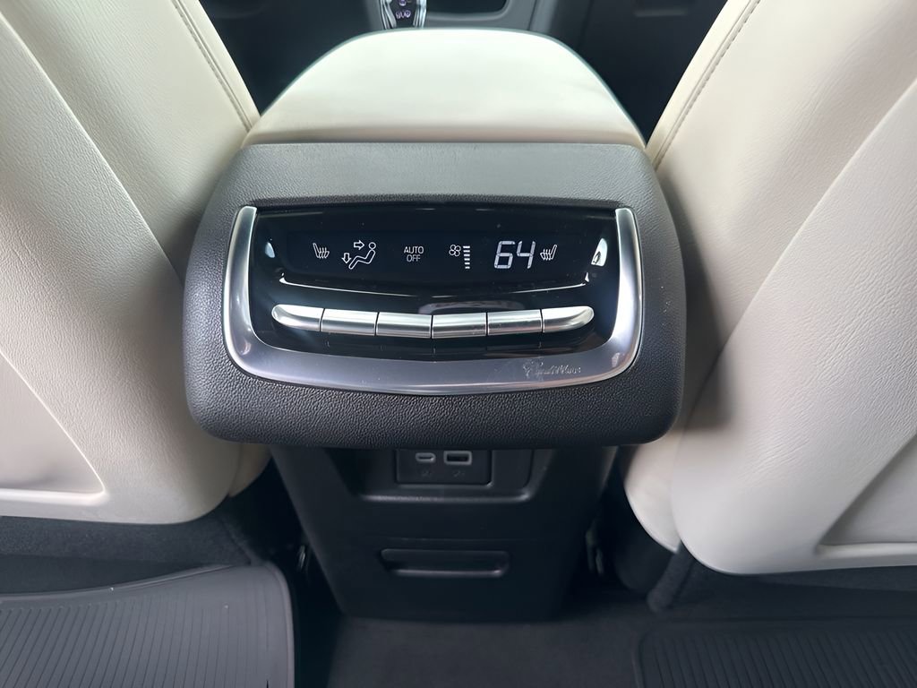 New 2025 Cadillac XT6 Sport w/ Technology Package image 20