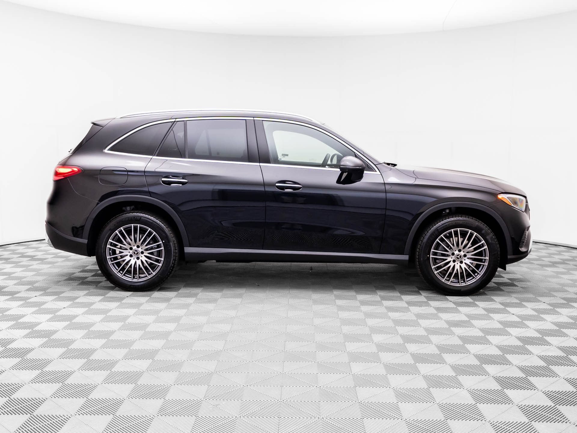 New 2026 Mercedes-Benz GLC 300 4MATIC image 6