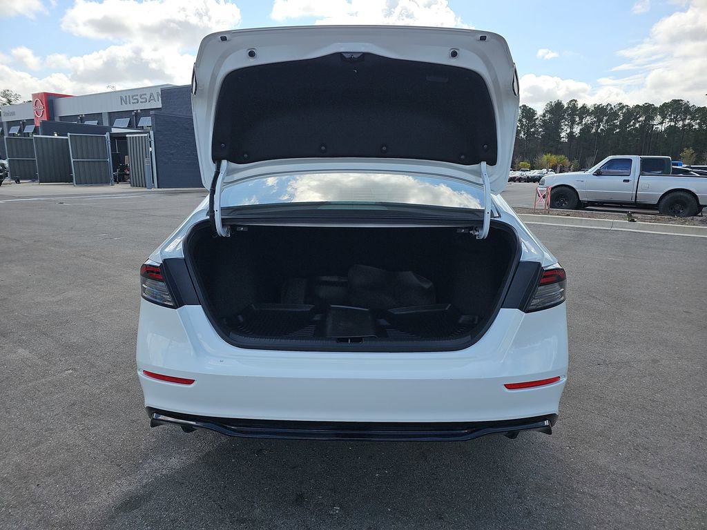 Used 2023 Honda Accord Sport image 16