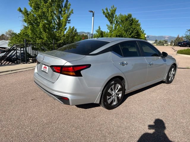 Used 2025 Nissan Altima 2.5 S FWD image 9