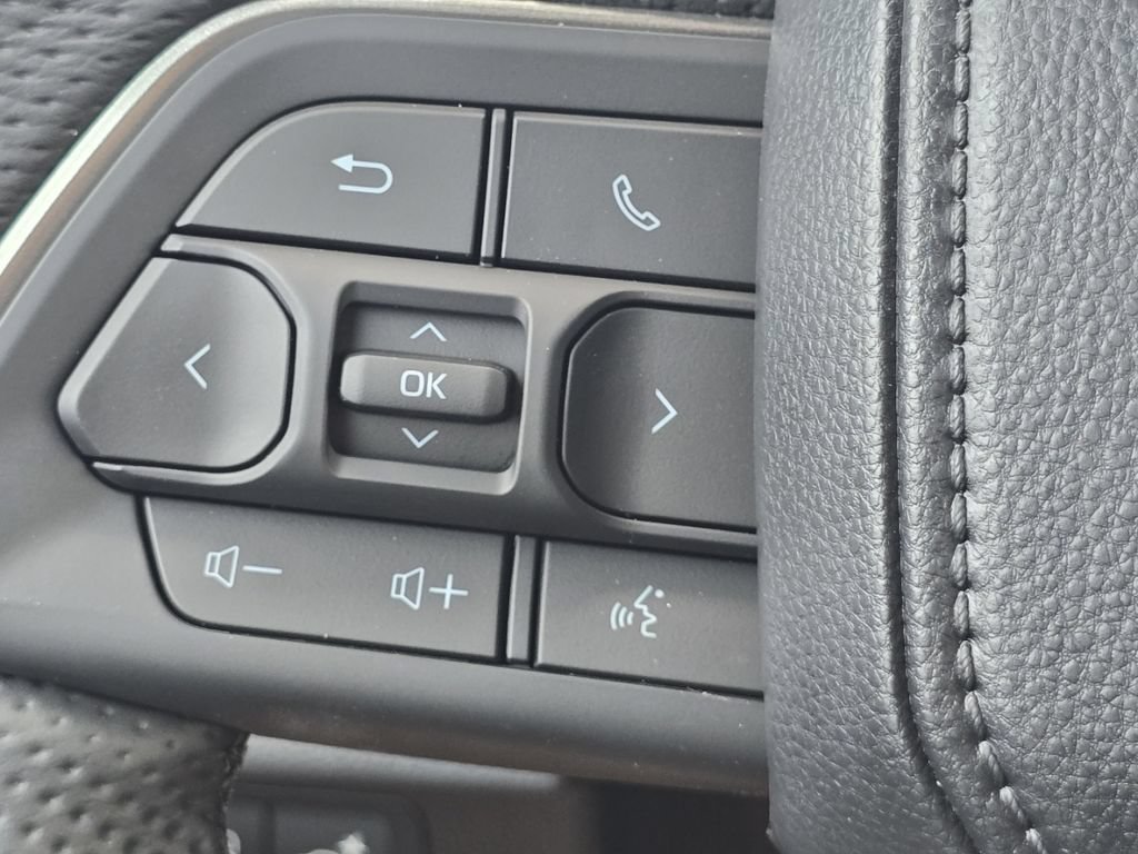 New 2026 Toyota Tundra Limited AWD/4WD image 32