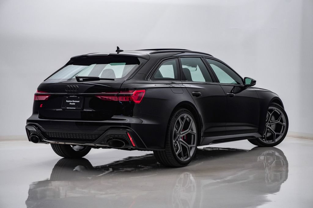 Used 2026 Audi RS 6 performance AWD/4WD image 9