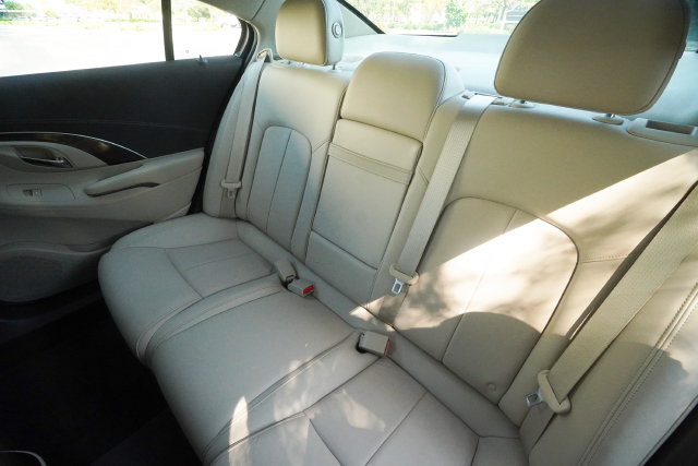 Used 2014 Buick LaCrosse Leather FWD image 23