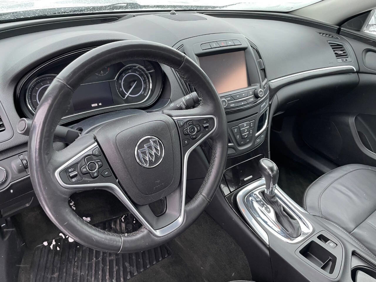 Used 2015 Buick Regal Premium w/ Experience Buick Package image 3