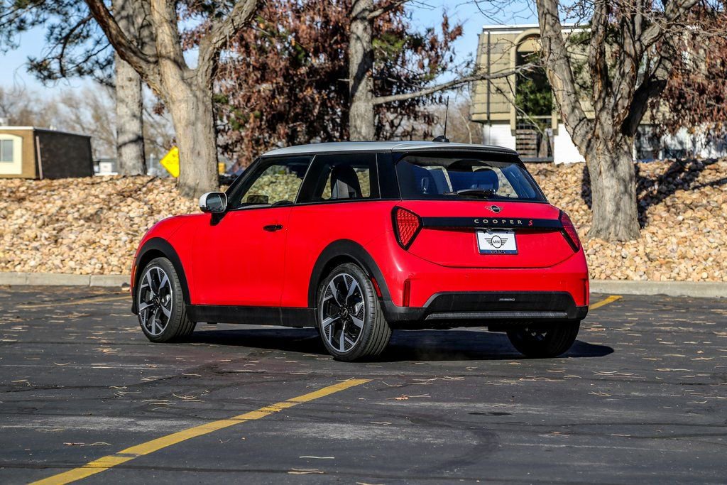 New 2026 MINI Cooper S image 3