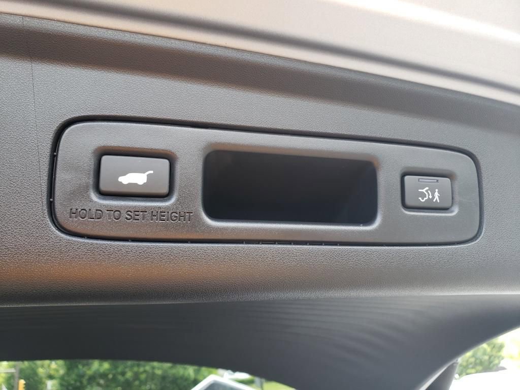Certified 2025 Acura ADX A-Spec AWD/4WD image 10