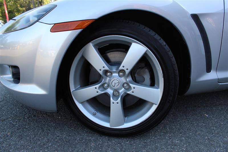 Used 2004 MAZDA RX-8 w/ AT Sport Pkg RWD image 9