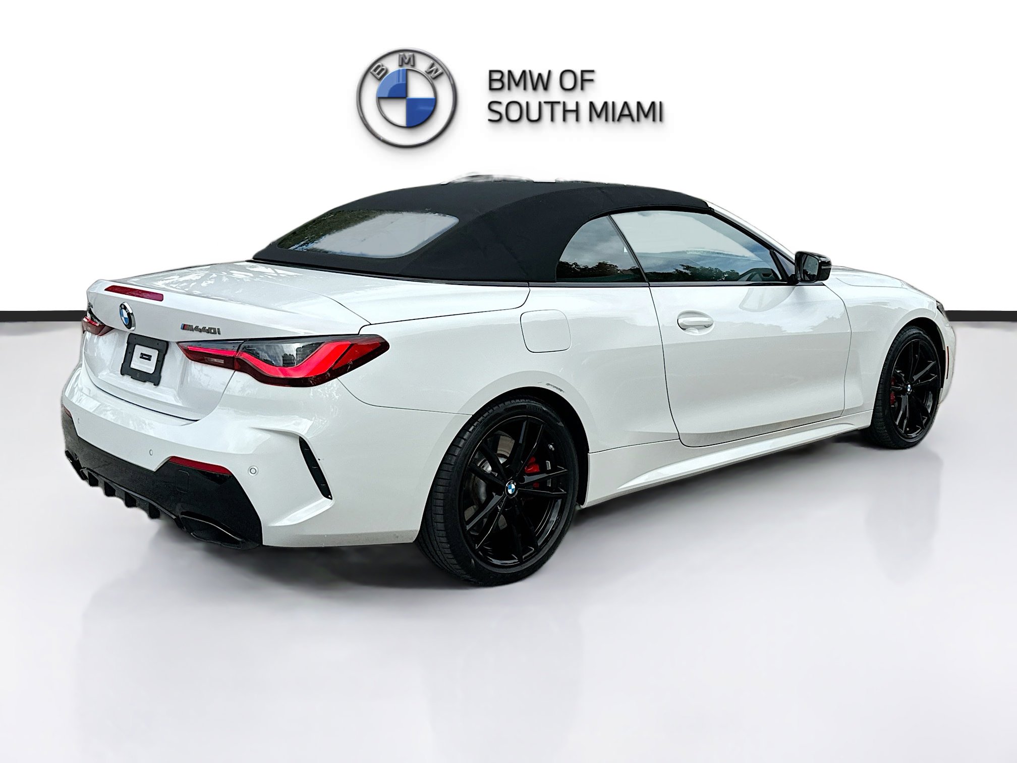 Certified 2024 BMW 440i xDrive Convertible w/ Shadowloine Package image 7