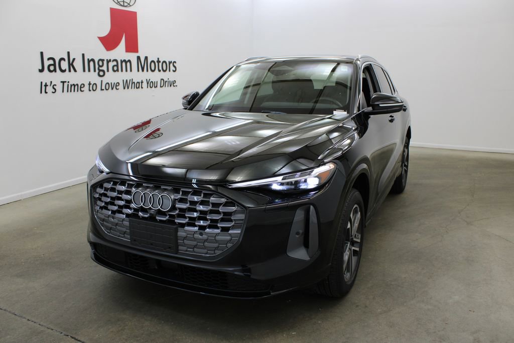 Used 2025 Audi Q5 Premium Plus w/ Premium Plus