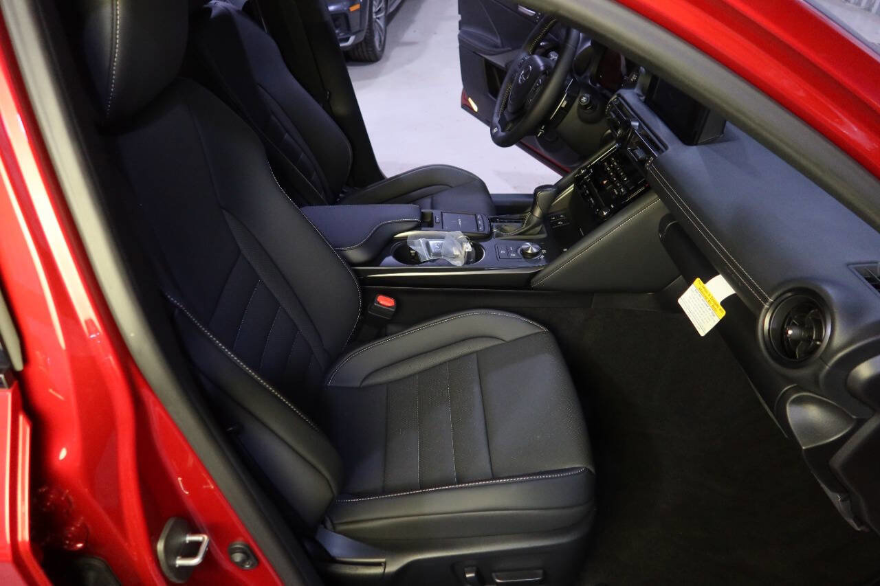 Used 2025 Lexus IS 350 F Sport RWD image 13