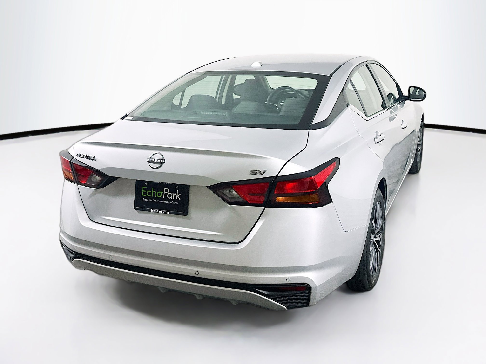 Used 2023 Nissan Altima 2.5 SV image 9