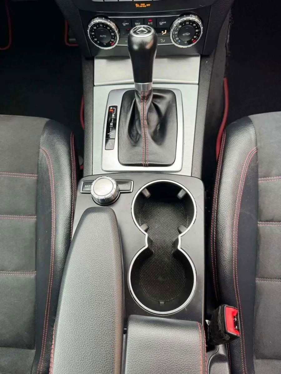 Used 2015 Mercedes-Benz C 350 4MATIC Coupe image 27