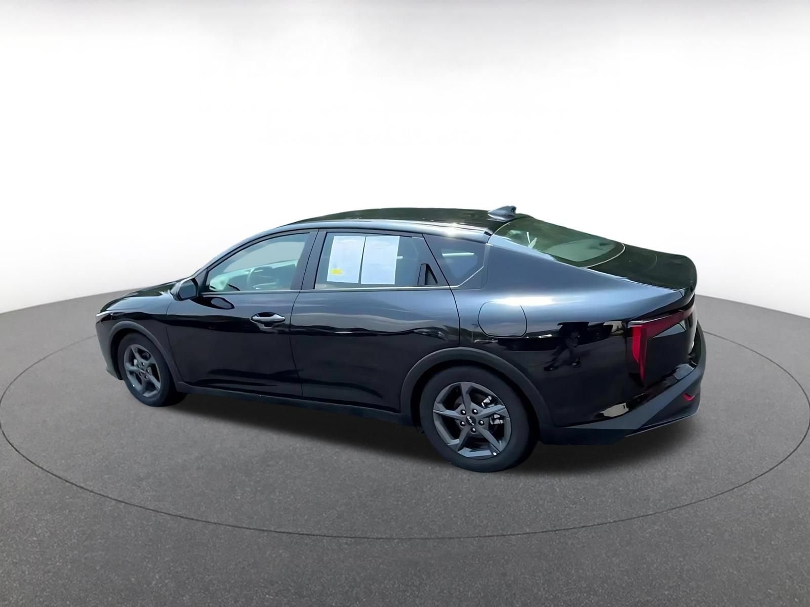 Used 2026 Kia K4 FWD image 10