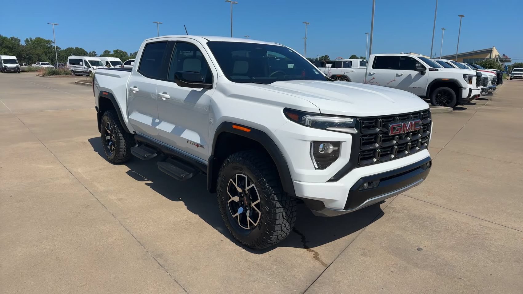 Used 2024 GMC Canyon AT4X AWD/4WD image 3